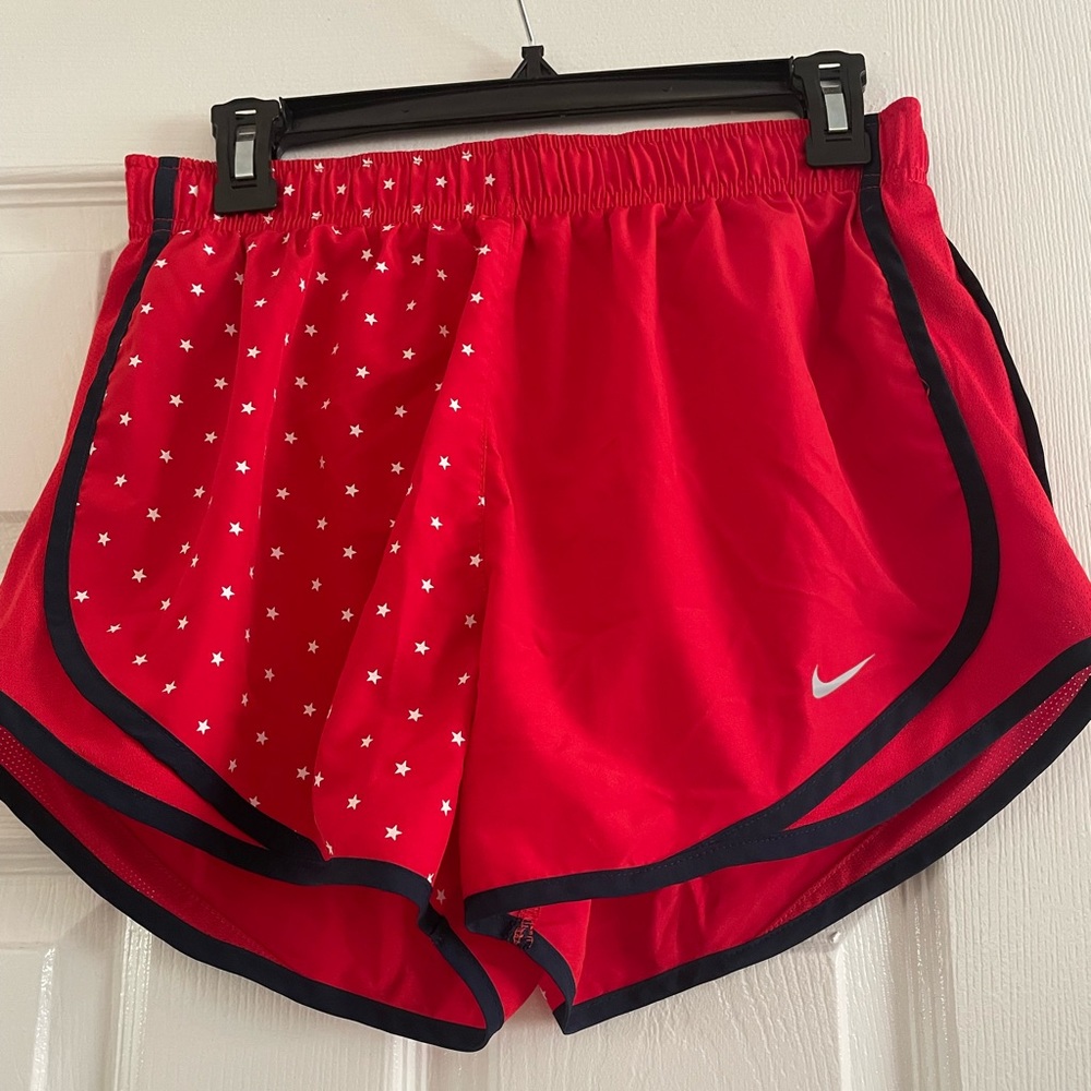 🍎NIKE- Women’s Dri Fit Gym Shorts, Size:M